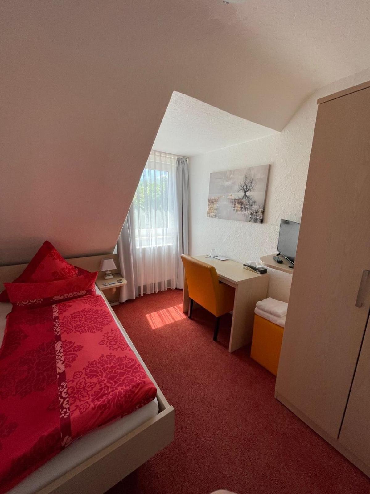 Hotel Pension Haus Talblick Edersee Hemfurth-Edersee Buitenkant foto