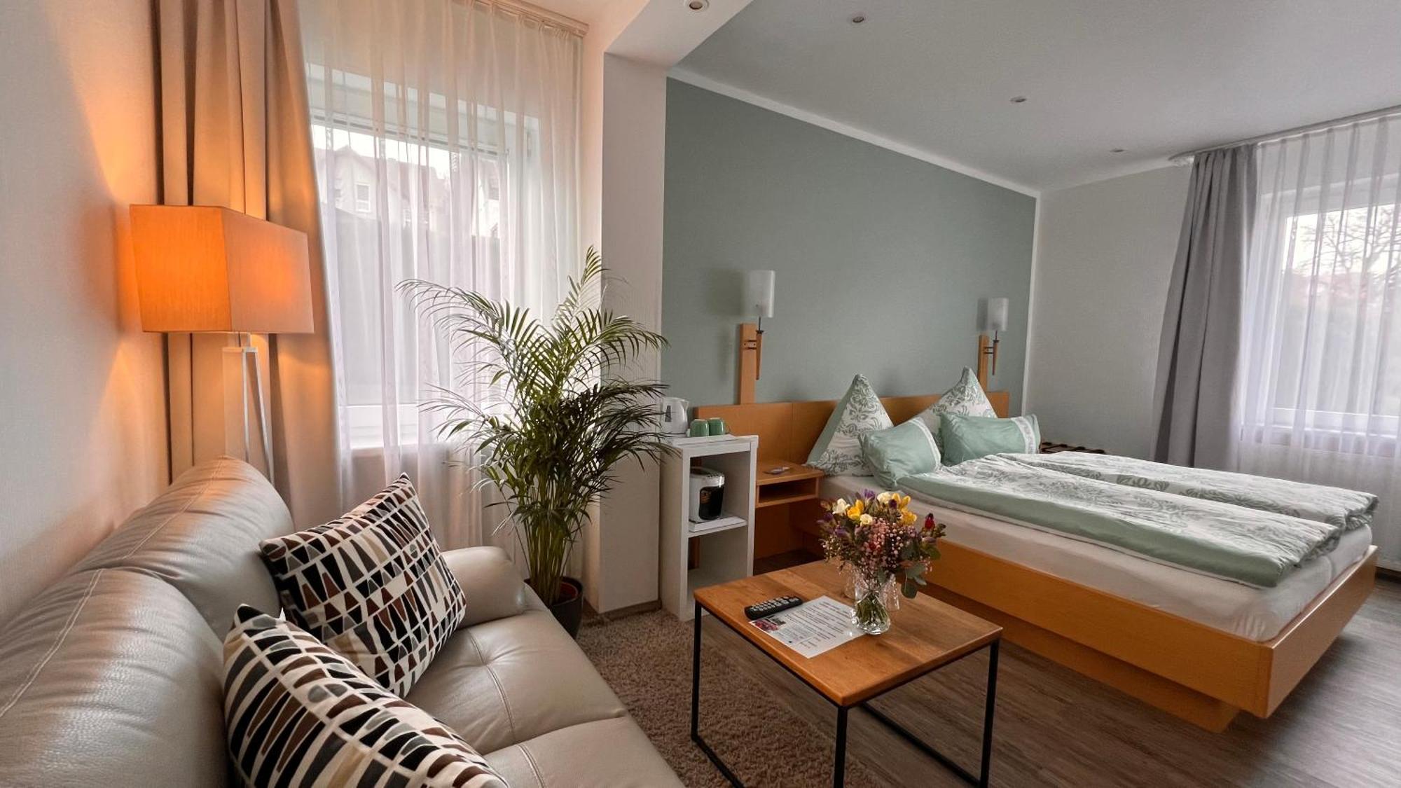 Hotel Pension Haus Talblick Edersee Hemfurth-Edersee Buitenkant foto